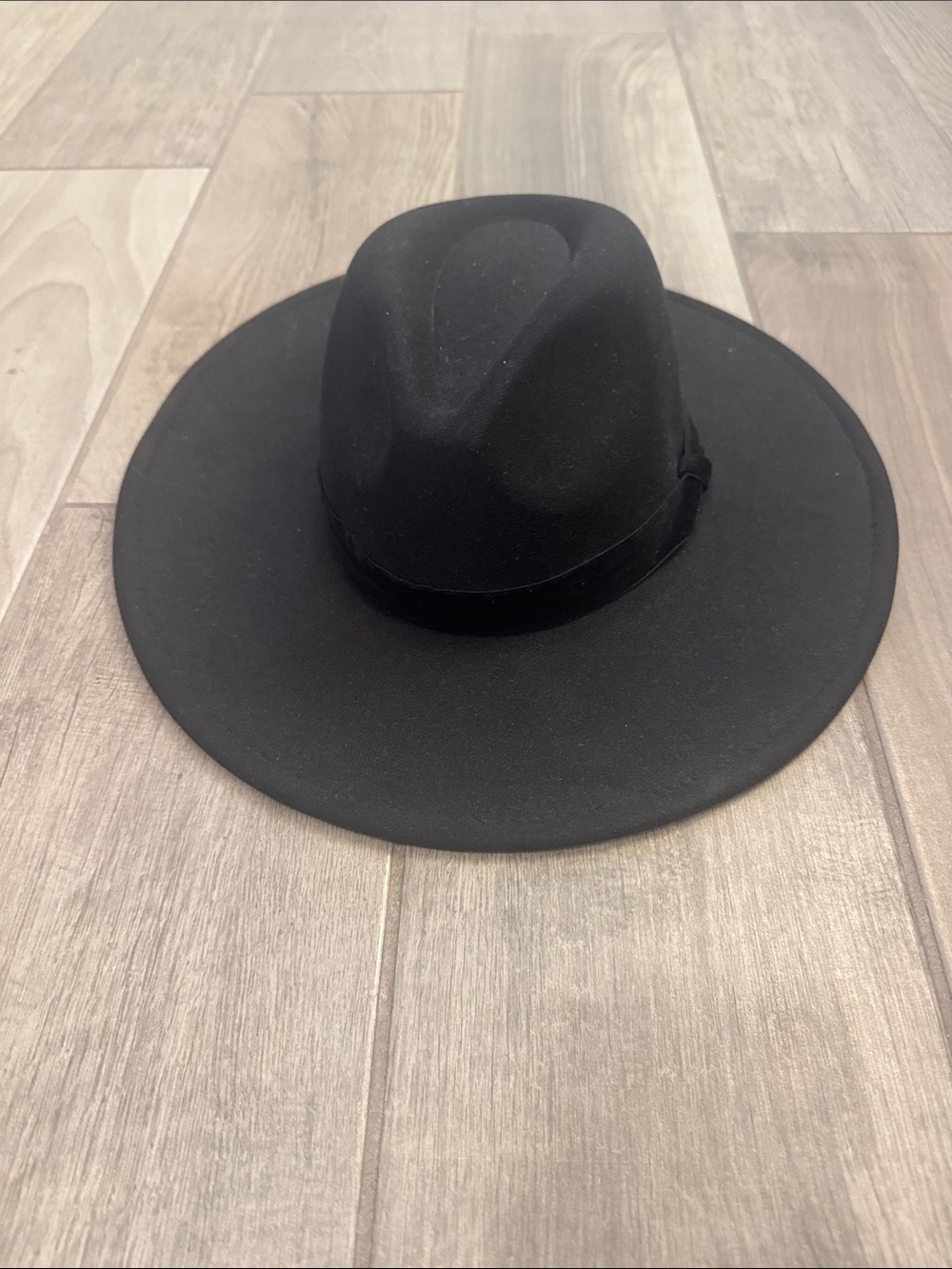 Black Wide Brim Fedora Hat - Classic Men's Accessory